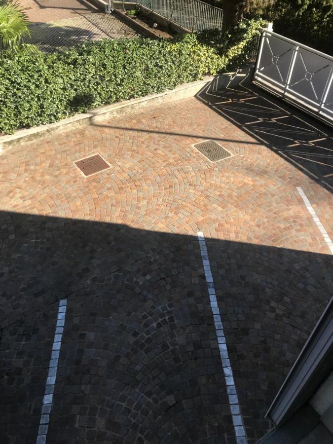 Terrazza Sul Lago リーヴァ・デル・ガルダ エクステリア 写真